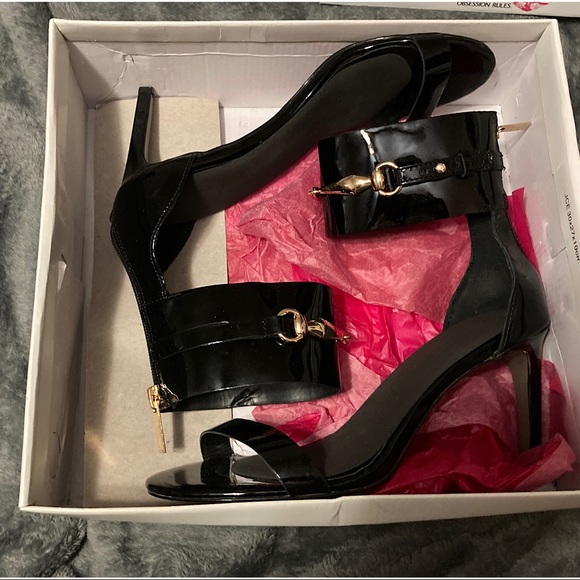 Obsession Rules Shoes - Size 9 Obsession Rules Gardenia High Heel Sandals Black Anklestrap